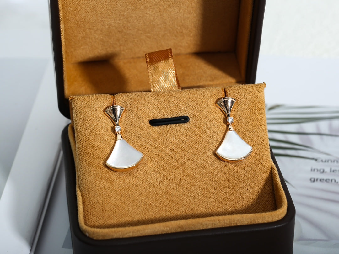 [✨Rose💎]DREAM MOP PINK GOLD EARRINGS