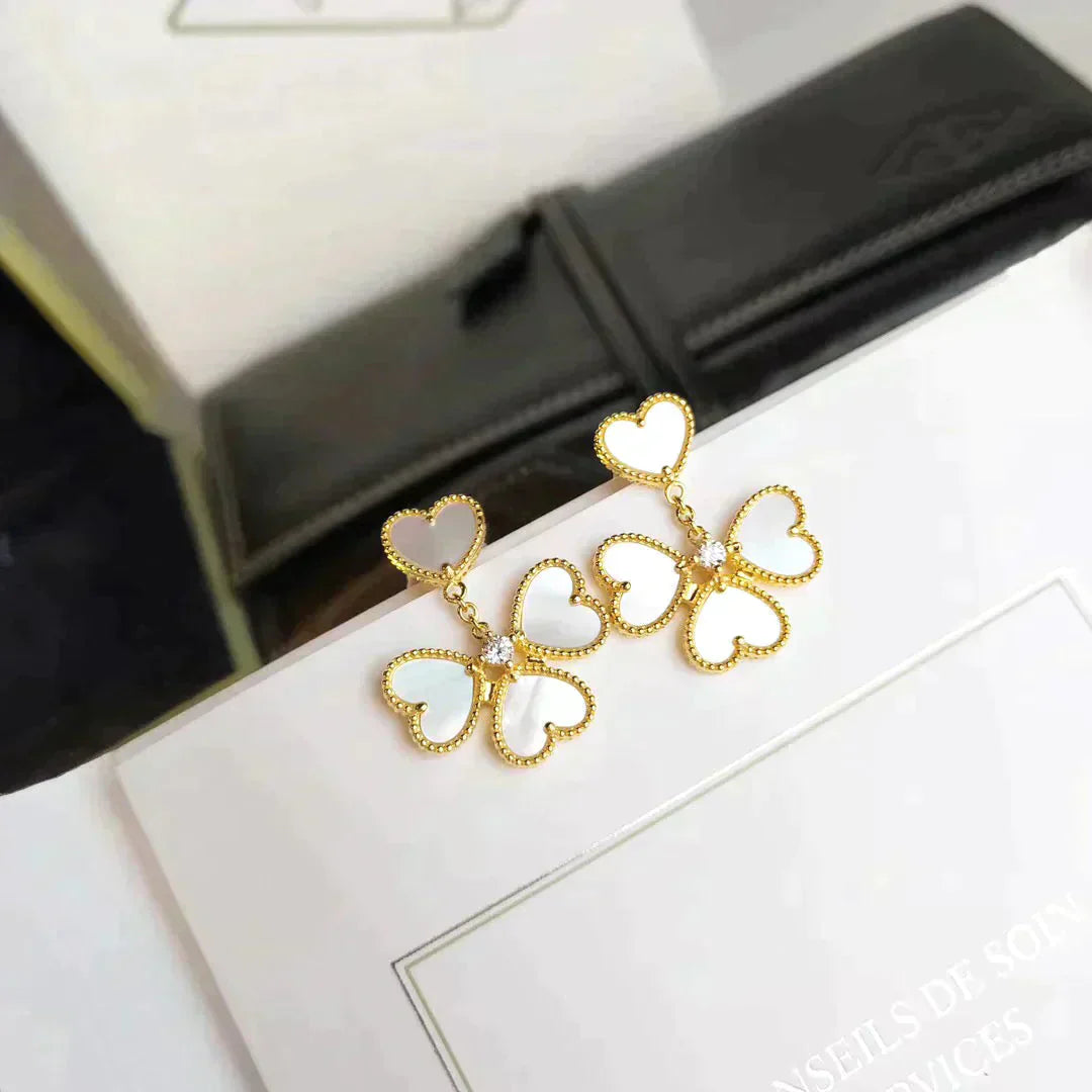 [✨Rose💎]CLOVER SWEET WHITE MOP EARRINGS