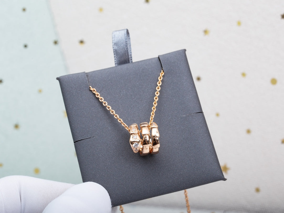 [✨Rose💎]SERPENTI PINK GOLD NECKLACE DIAMOND