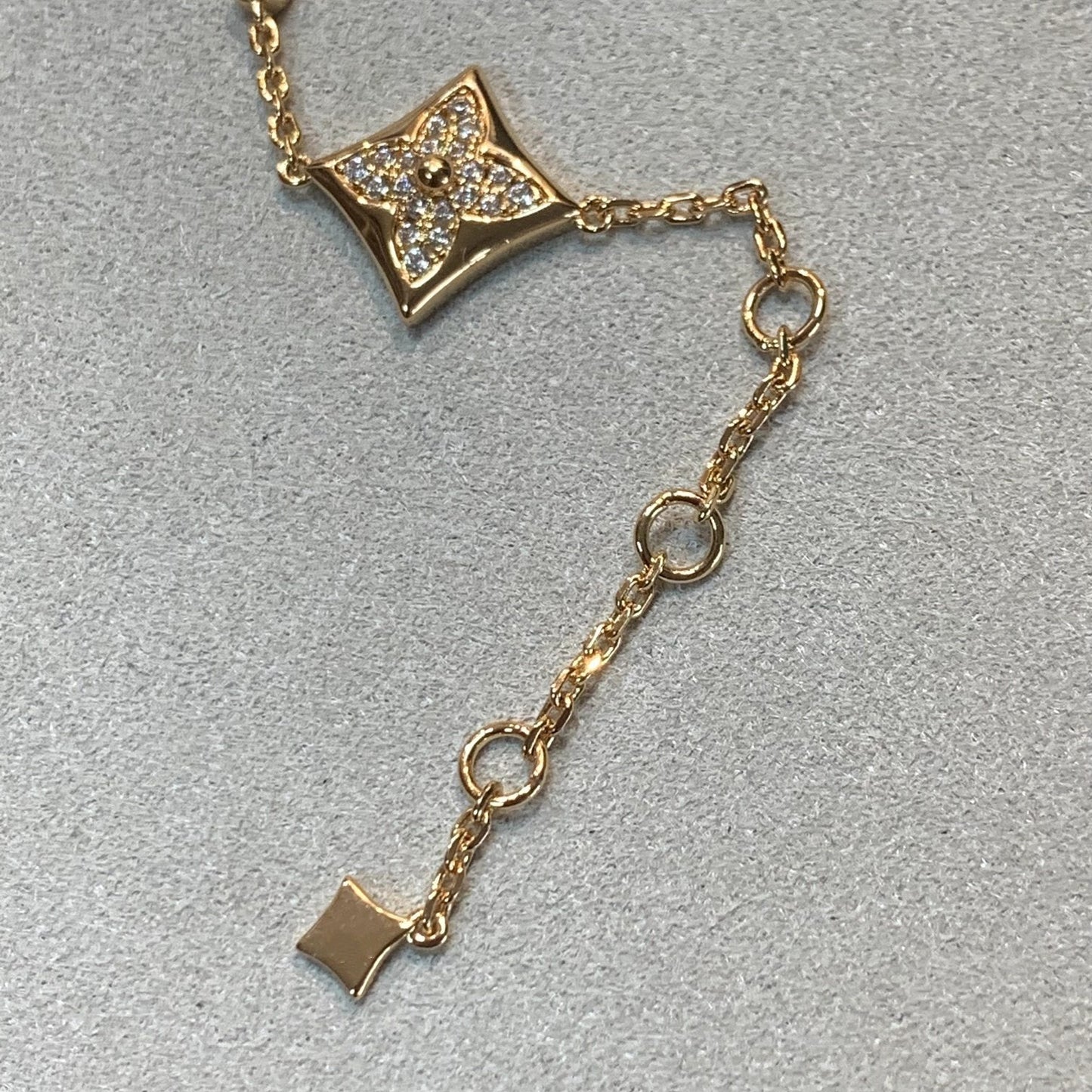 [✨Rose💎]✨Rose💎 AND SUN 4 MOTIFS GOLD DIAMONDS BRACELET
