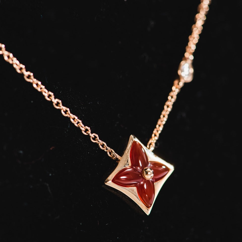 [✨Rose💎]✨Rose💎 NECKLACE PINK GOLD 1 DIAMOND