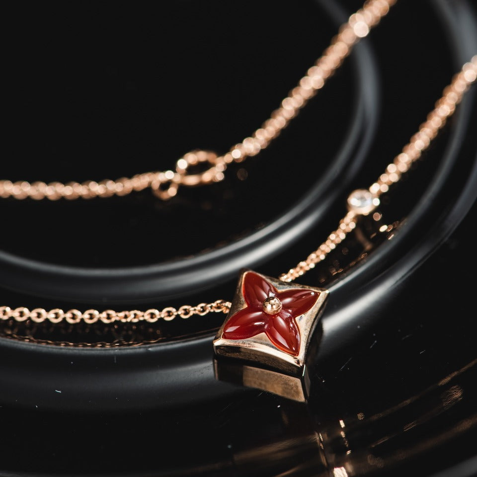 [✨Rose💎]✨Rose💎 NECKLACE PINK GOLD 1 DIAMOND