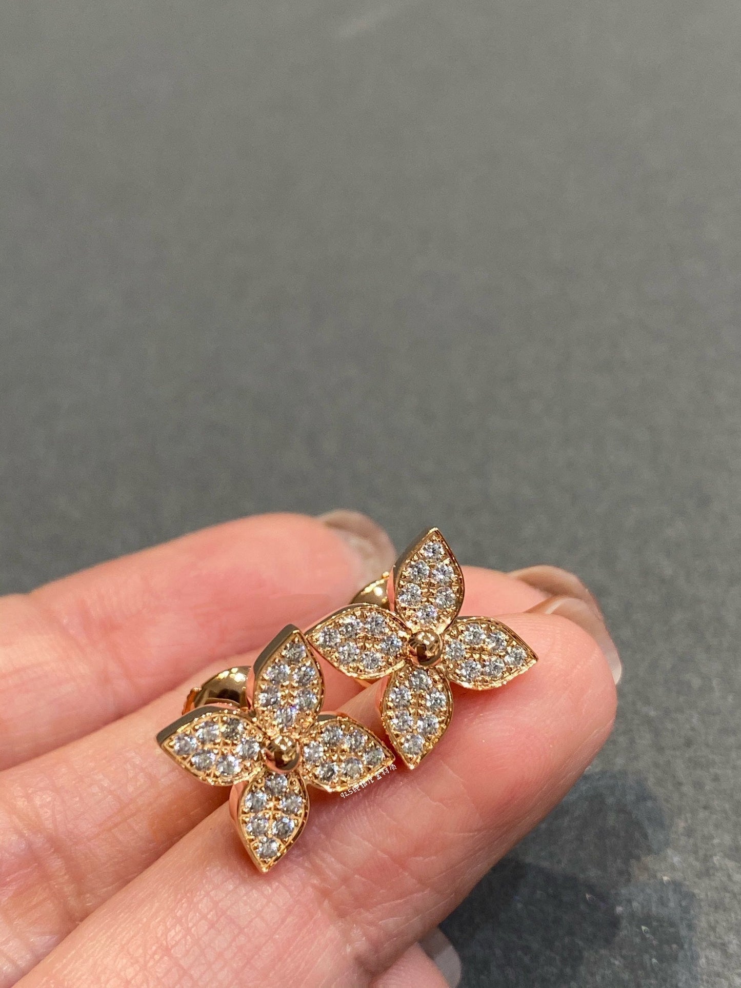 [✨Rose💎]✨Rose💎 DIAMOND EARRINGS