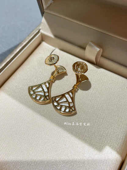 [✨Rose💎]DREAM MOP 1 DIAMOND EARRINGS