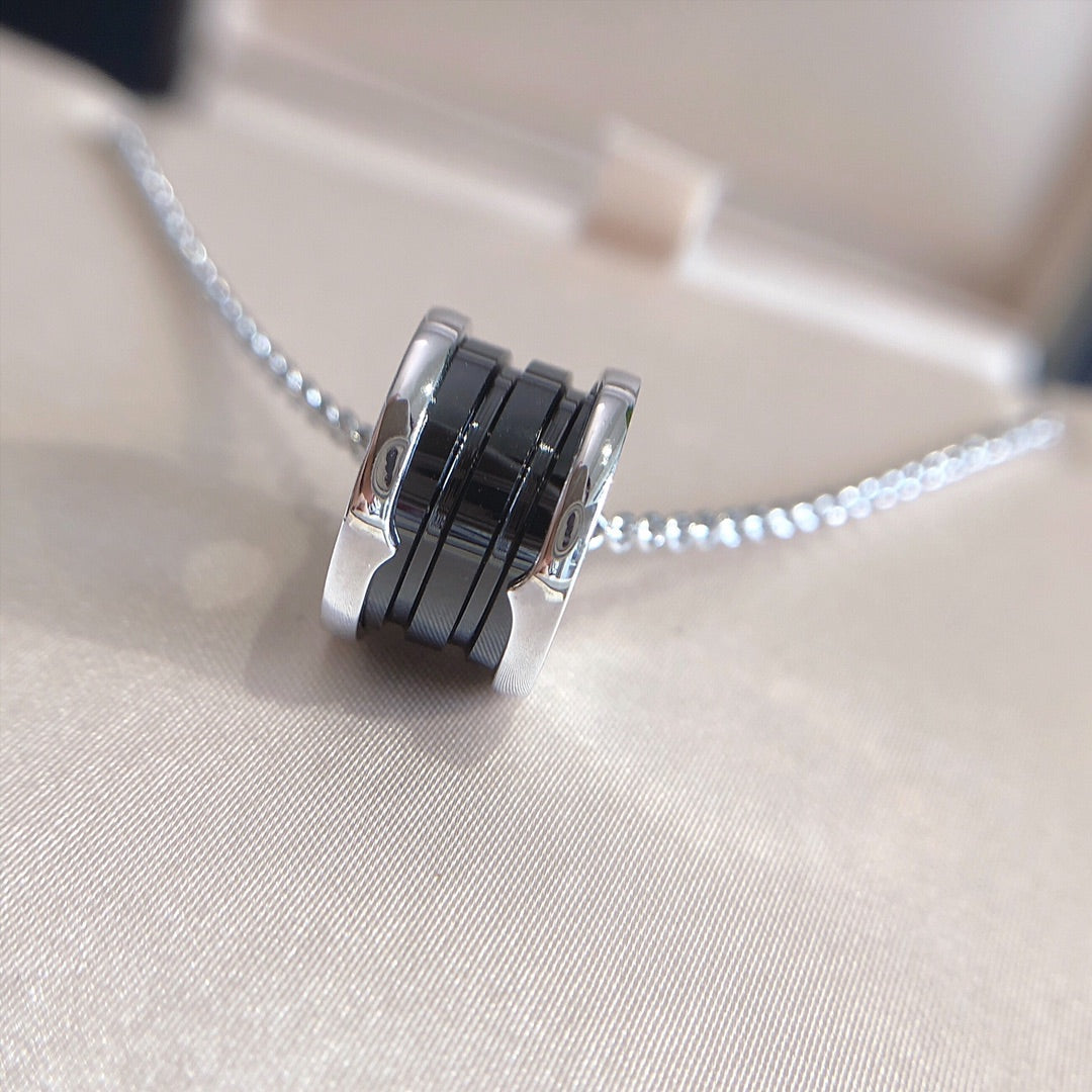 [✨Rose💎]ZERO 1 BLACK CERAMIC SILVER NECKLACE