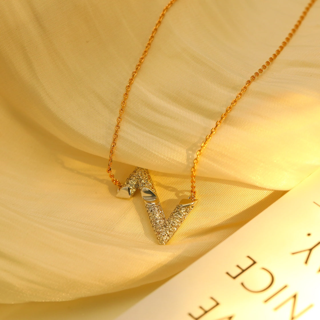 [✨Rose💎]VOLT SILVER DIAMOND PEDANT NECKLACE