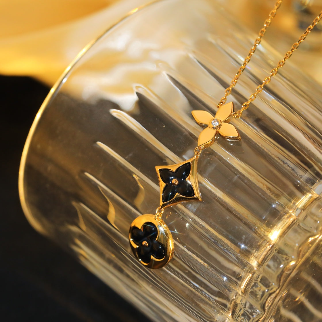 [✨Rose💎]✨Rose💎 AND SUN ONYX PINK GOLD NECKLACE