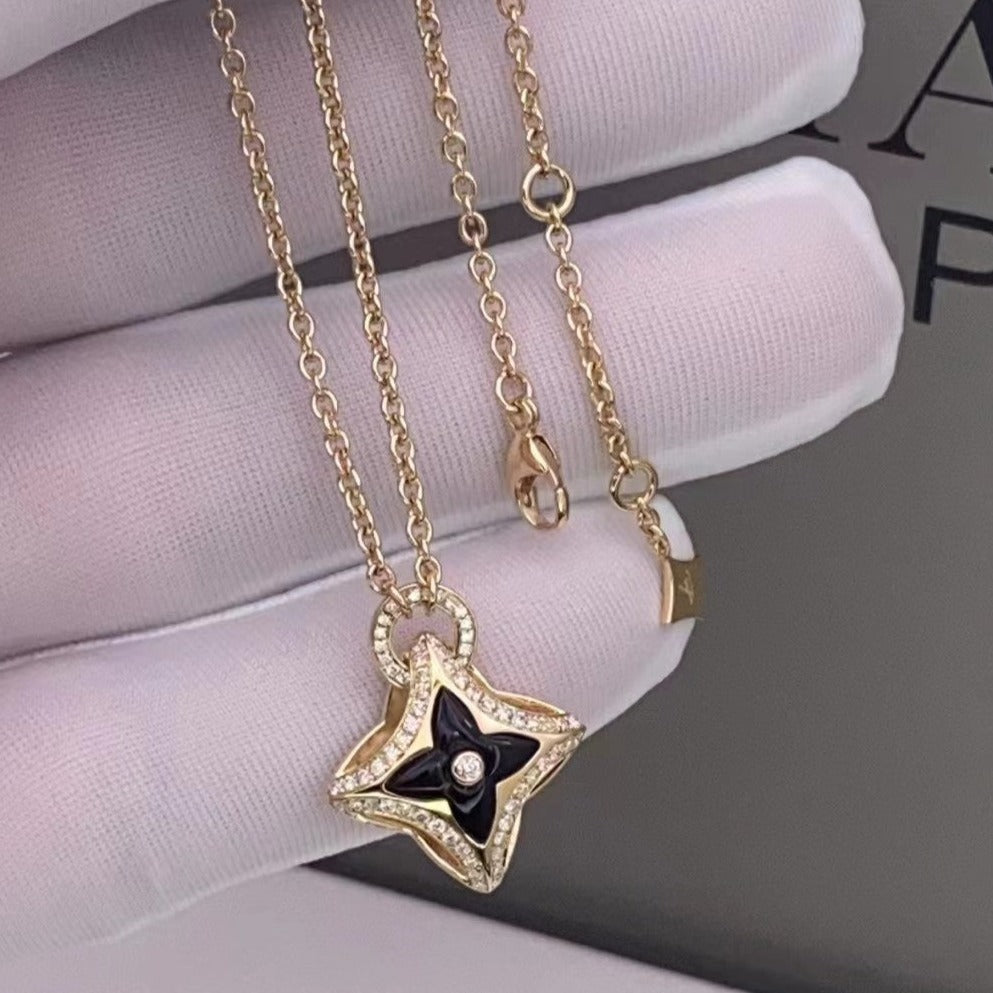 [✨Rose💎]✨Rose💎 PEDANT PINK GOLD DIAMOND NECKLACE