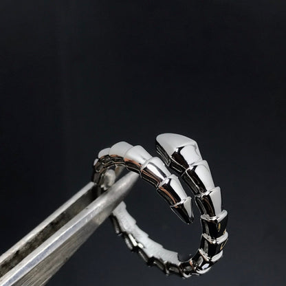 [✨Rose💎]SERPENTS RING