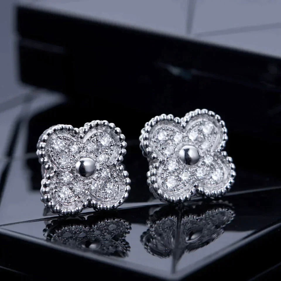 [✨Rose💎]CLOVER 1 MOTIFS DIAMOND STUD EARRINGS SILVER