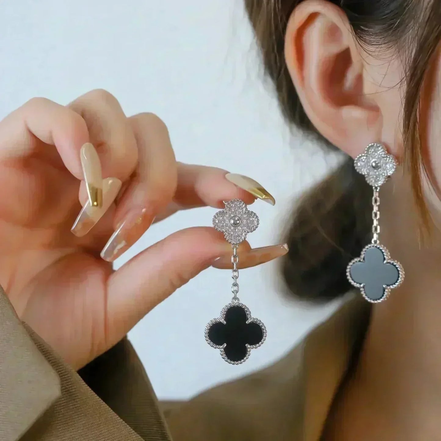 [✨Rose💎]CLOVER 2 MOTIFS  DIAMOND ONYX EARRINGS SILVER