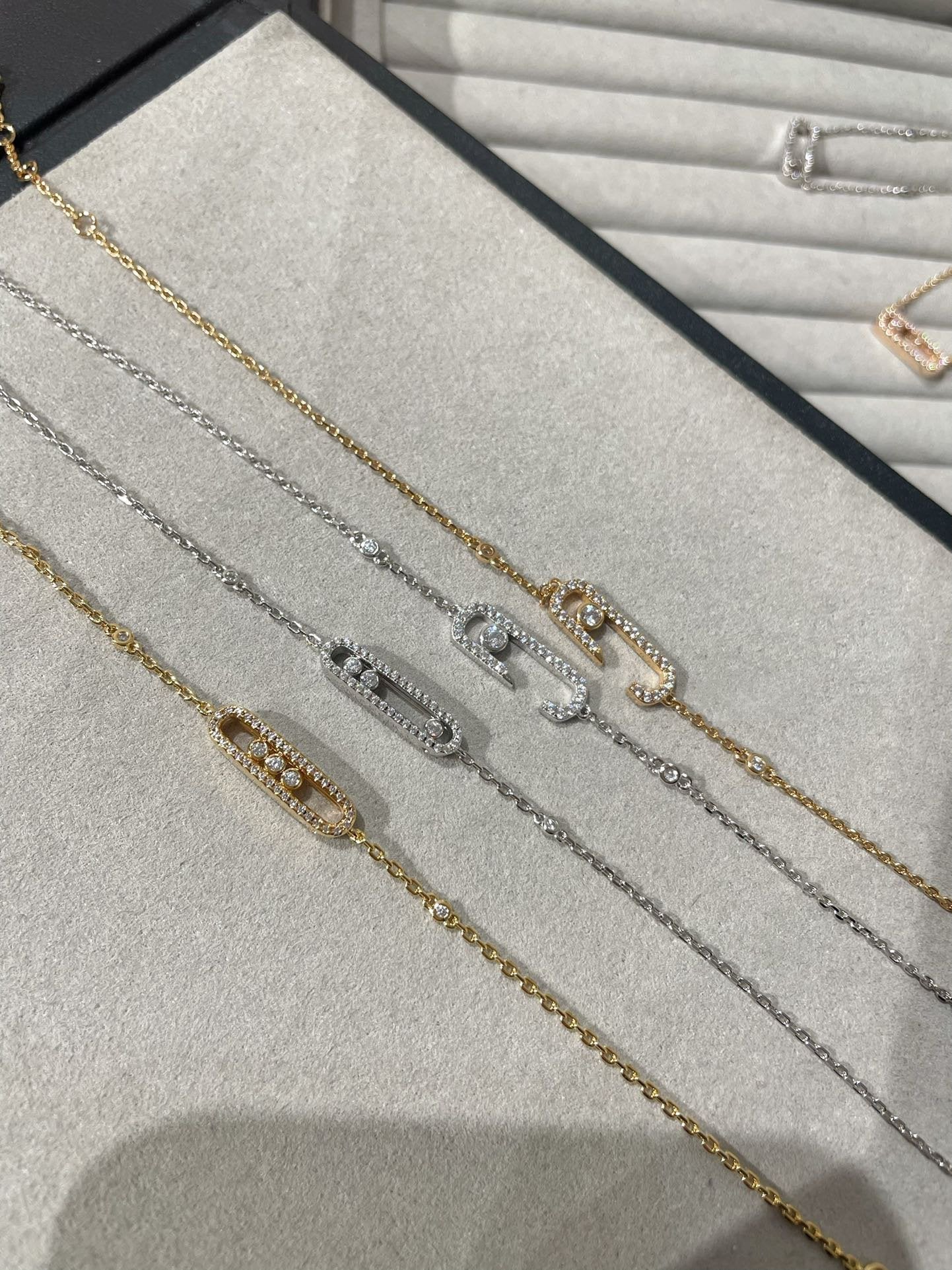 [✨Rose💎]BABY MOVE DIAMOND BRACELET