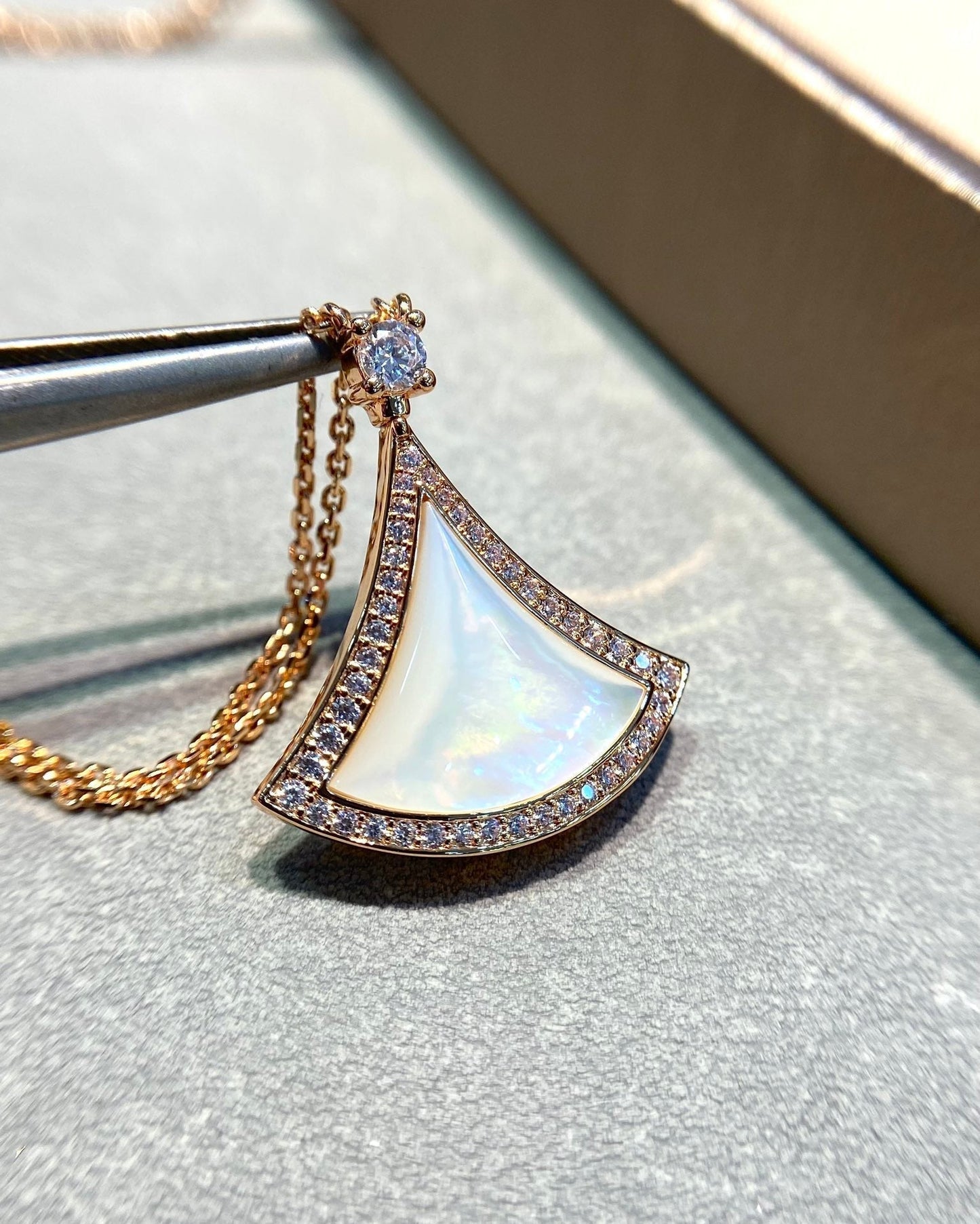 [✨Rose💎]DREAM MOP DIAMOND PAVED PINK GOLD NECKLACE