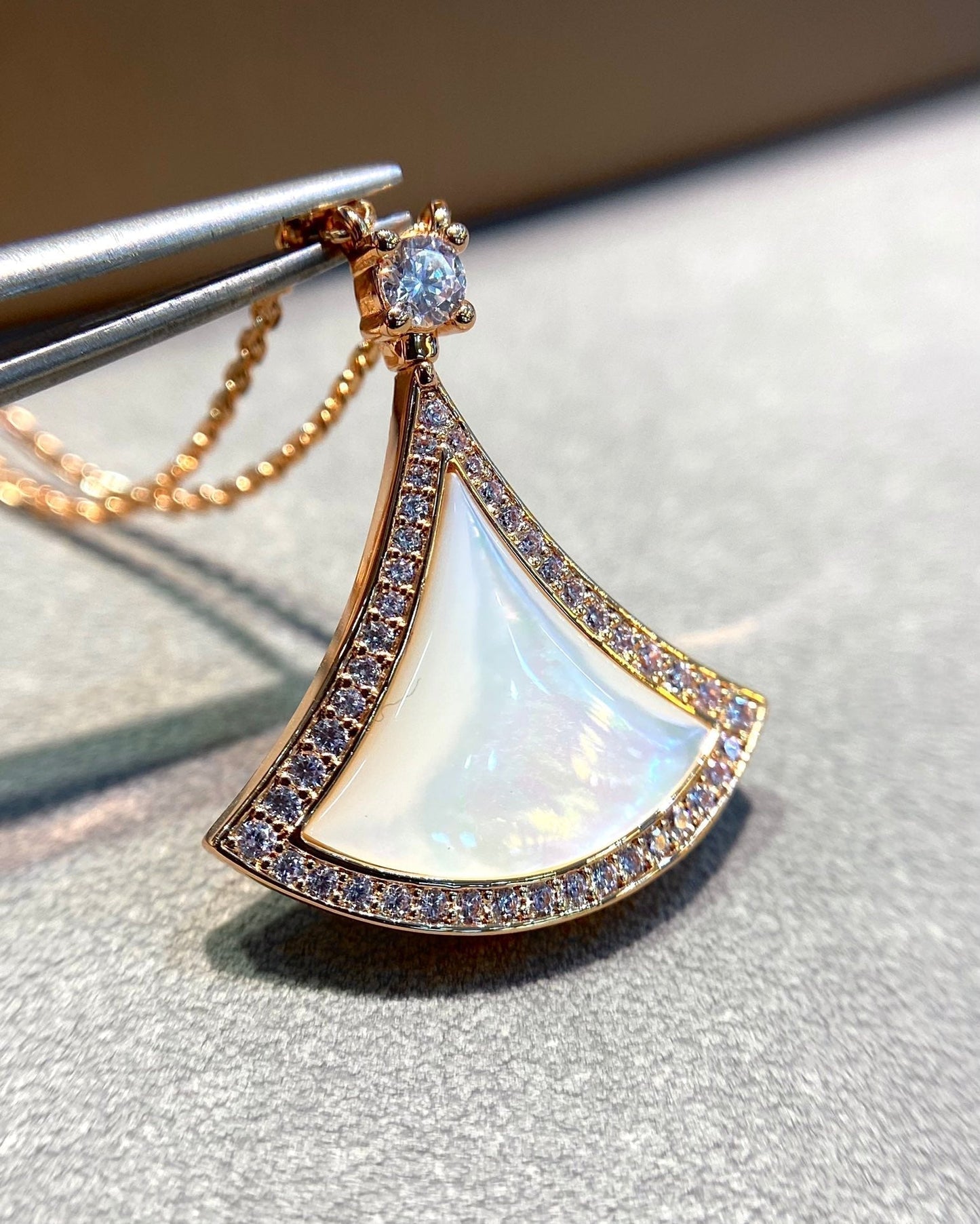 [✨Rose💎]DREAM MOP DIAMOND PAVED PINK GOLD NECKLACE