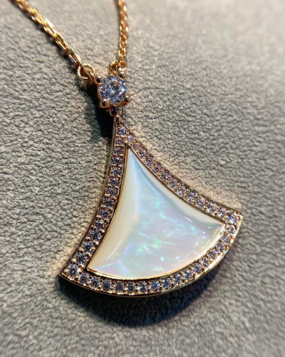 [✨Rose💎]DREAM MOP DIAMOND PAVED PINK GOLD NECKLACE
