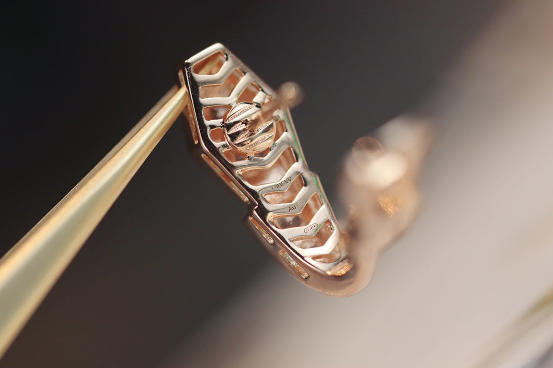 [✨Rose💎]SERPENT PINK GOLD DIAMOND EARRINGS