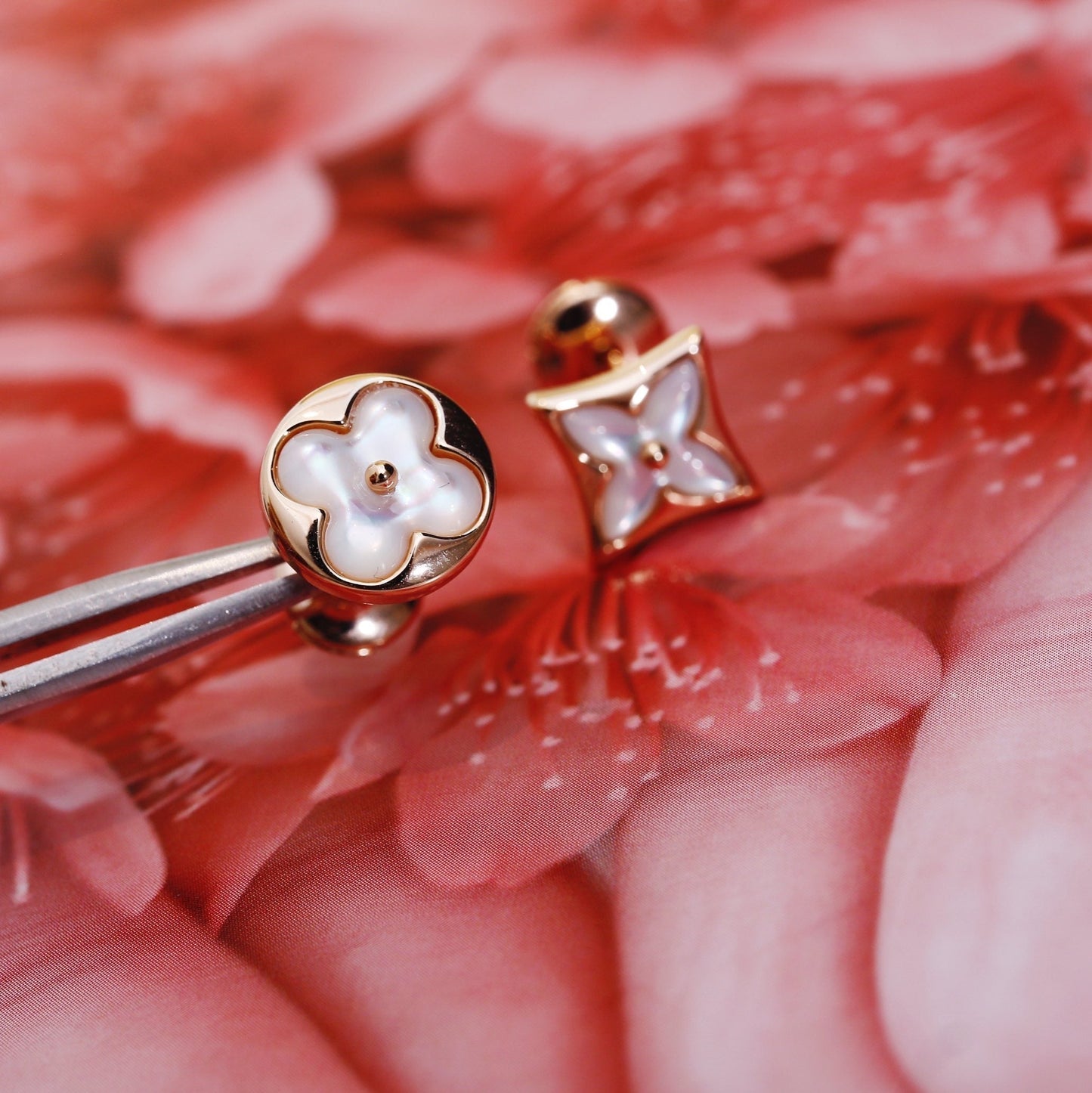 [✨Rose💎]✨Rose💎 AND SUN PINK GOLD MOP STUD EARRINGS