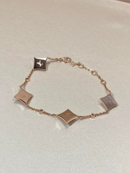 [✨Rose💎]✨Rose💎 4 MOTIF MOP DIAMOND PINK GOLD BRACELET