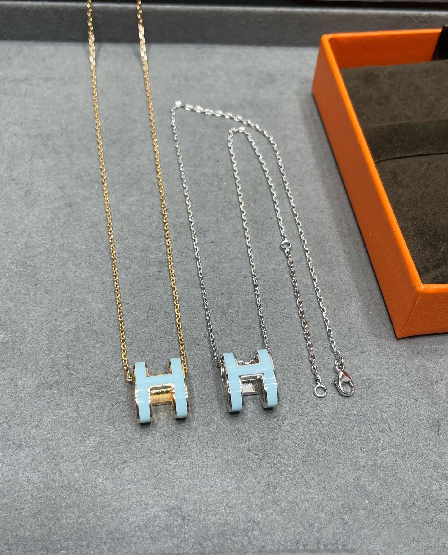 [✨Rose💎]POP H SKY BLUE NECKLACE