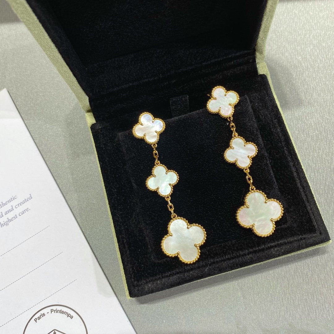 [✨Rose💎]CLOVER MOP 3 MOTIFS GOLD EARRINGS
