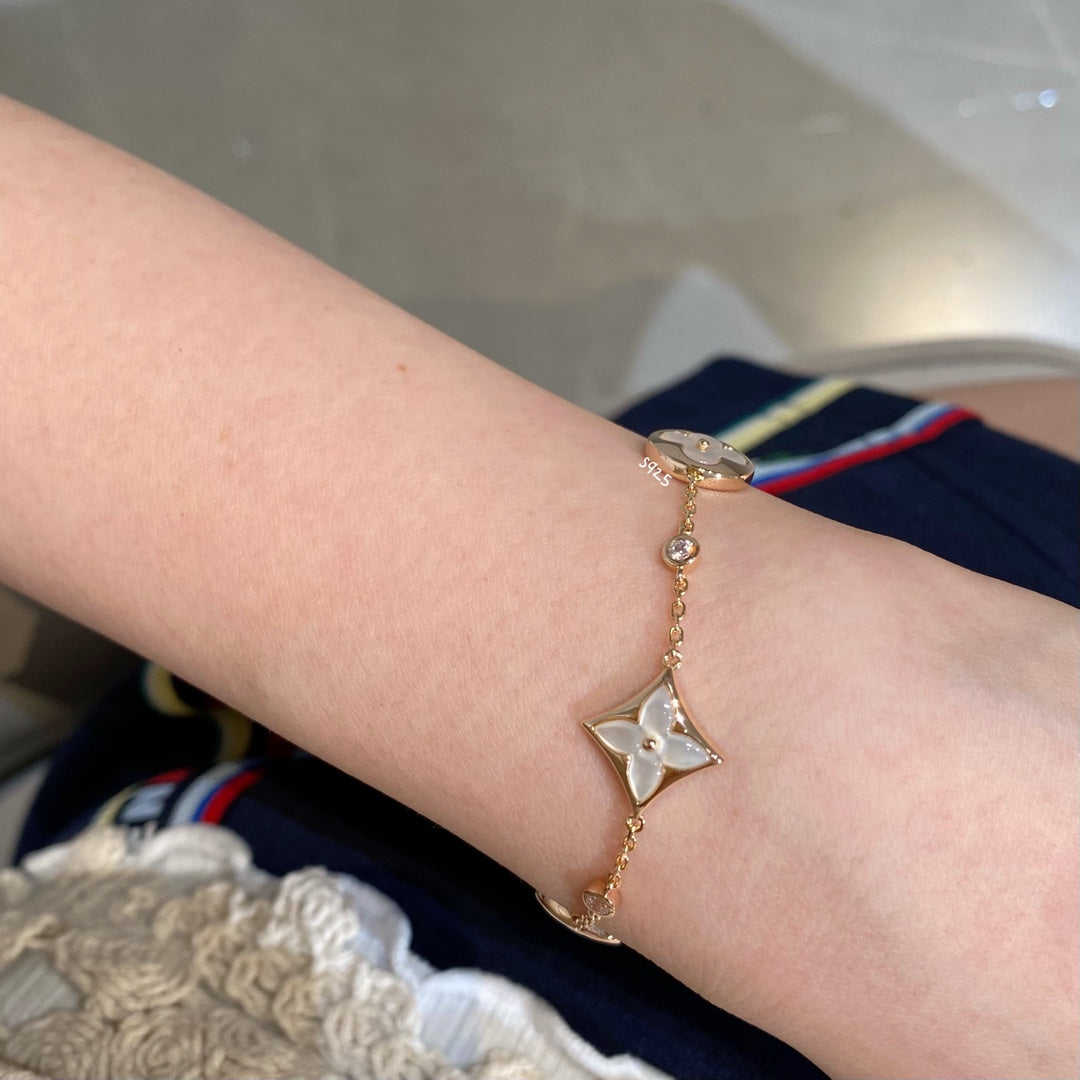 [✨Rose💎]✨Rose💎 AND SUN 4 MOTIF WHITE MOP PINK GOLD BRACELET