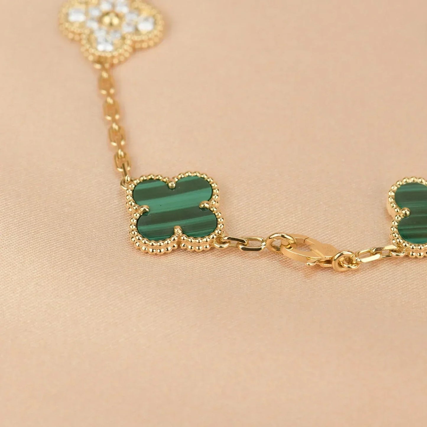 [✨Rose💎] CLOVER 5 MOTIF MALACHITE BRACELET COLLECTION