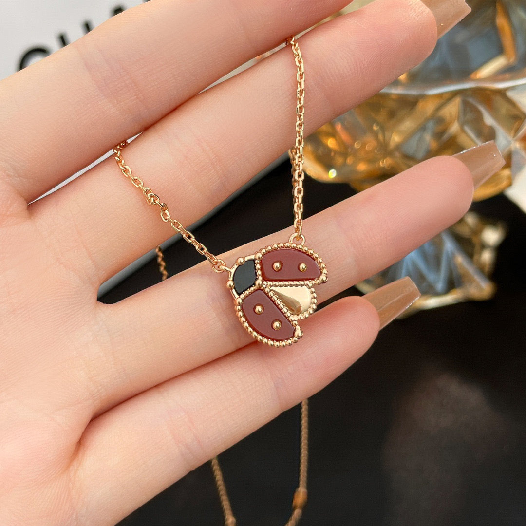 [✨Rose💎]LUCKY  CARNELIANS LADYBUG NECKLACE