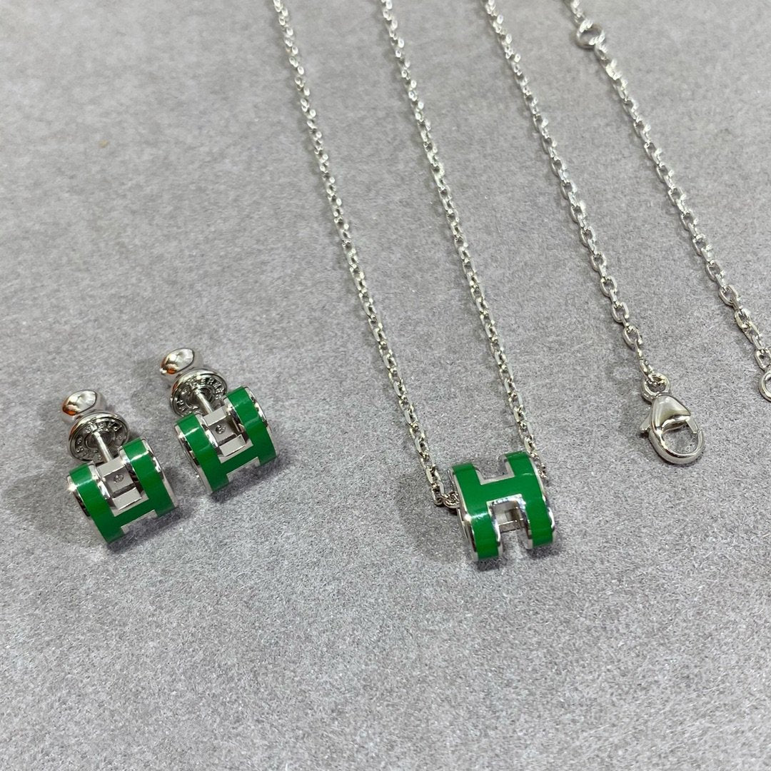 [✨Rose💎]POP H GREEN NECKLACE SILVER AND GOLD