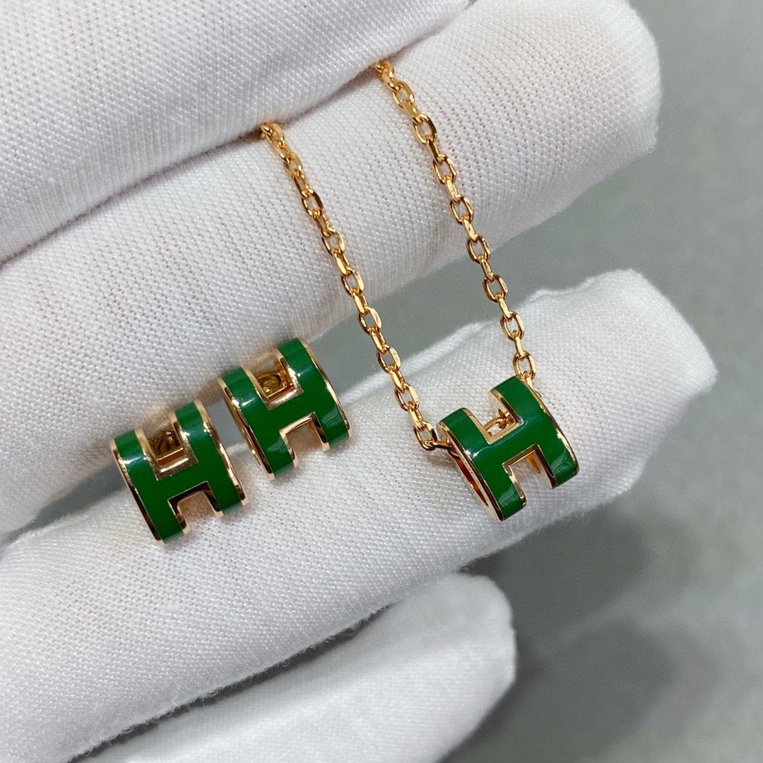 [✨Rose💎]POP H GREEN NECKLACE SILVER AND GOLD