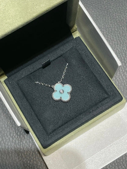 [✨Rose💎]CLOVER 1 DIAMOND LIGHT BLUE SILVER NECKLACE