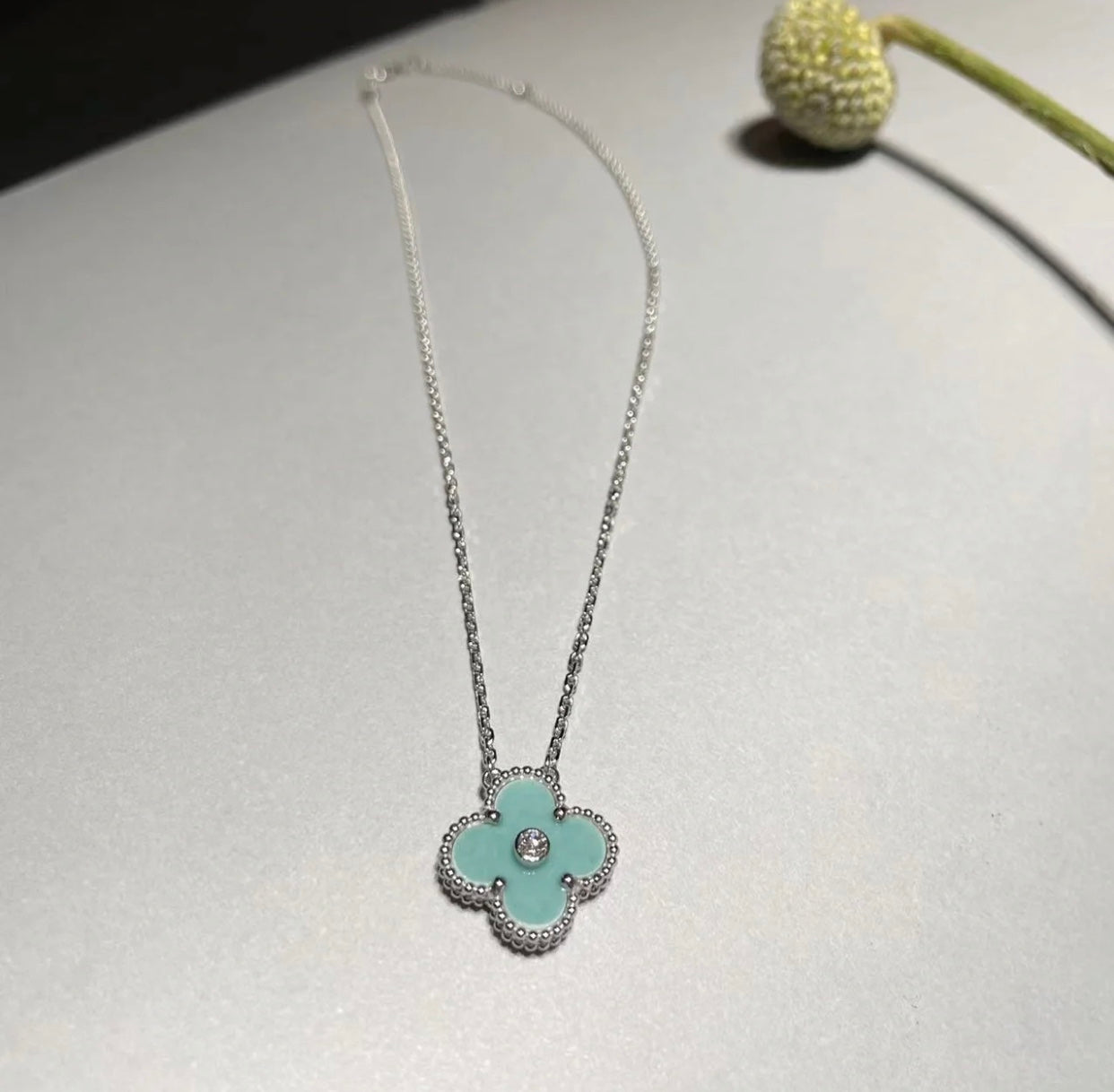[✨Rose💎]CLOVER 1 DIAMOND LIGHT BLUE SILVER NECKLACE