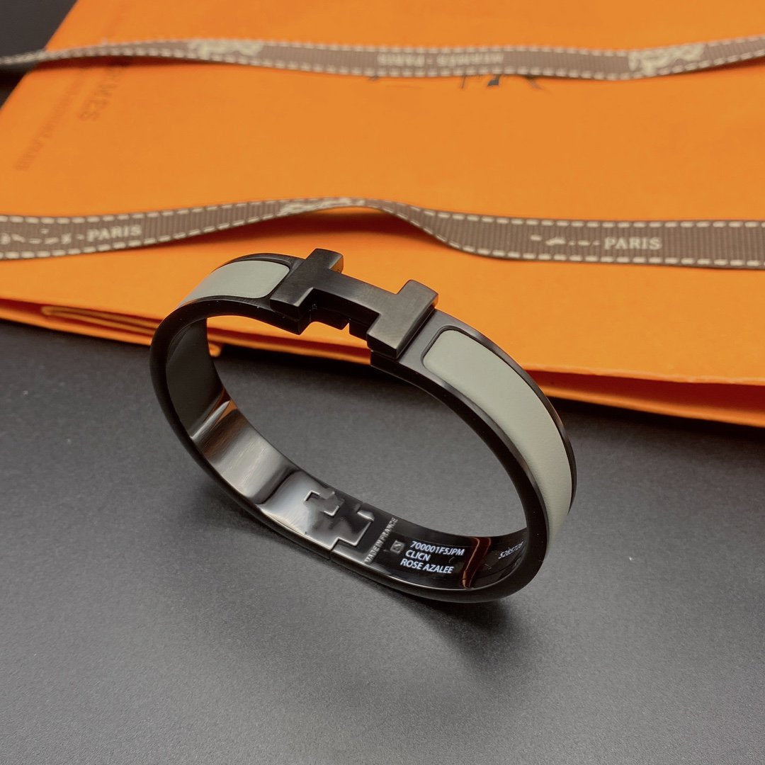 [✨Rose💎]CLIC HM SO BLACK GREY BRACELET