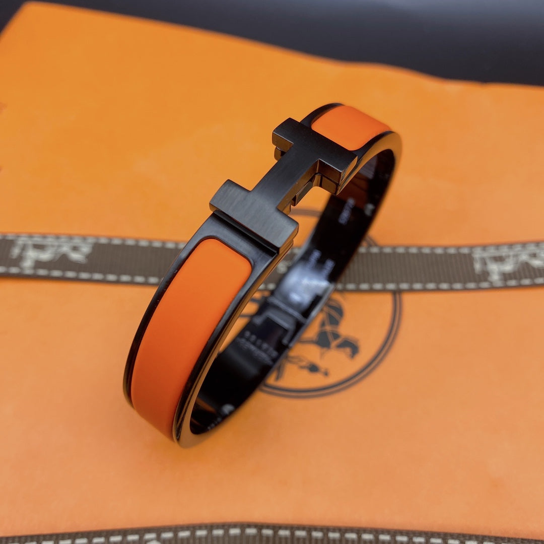 [✨Rose💎]CLIC HM SO BLACK OREGAN BRACELET