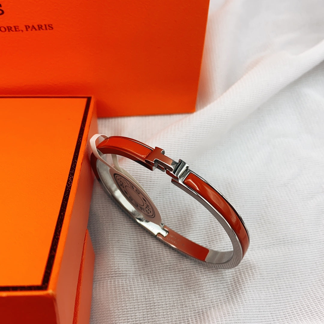 [✨Rose💎]CLASSIC HM CLIC RED 8MM ENAMEL BRACELET