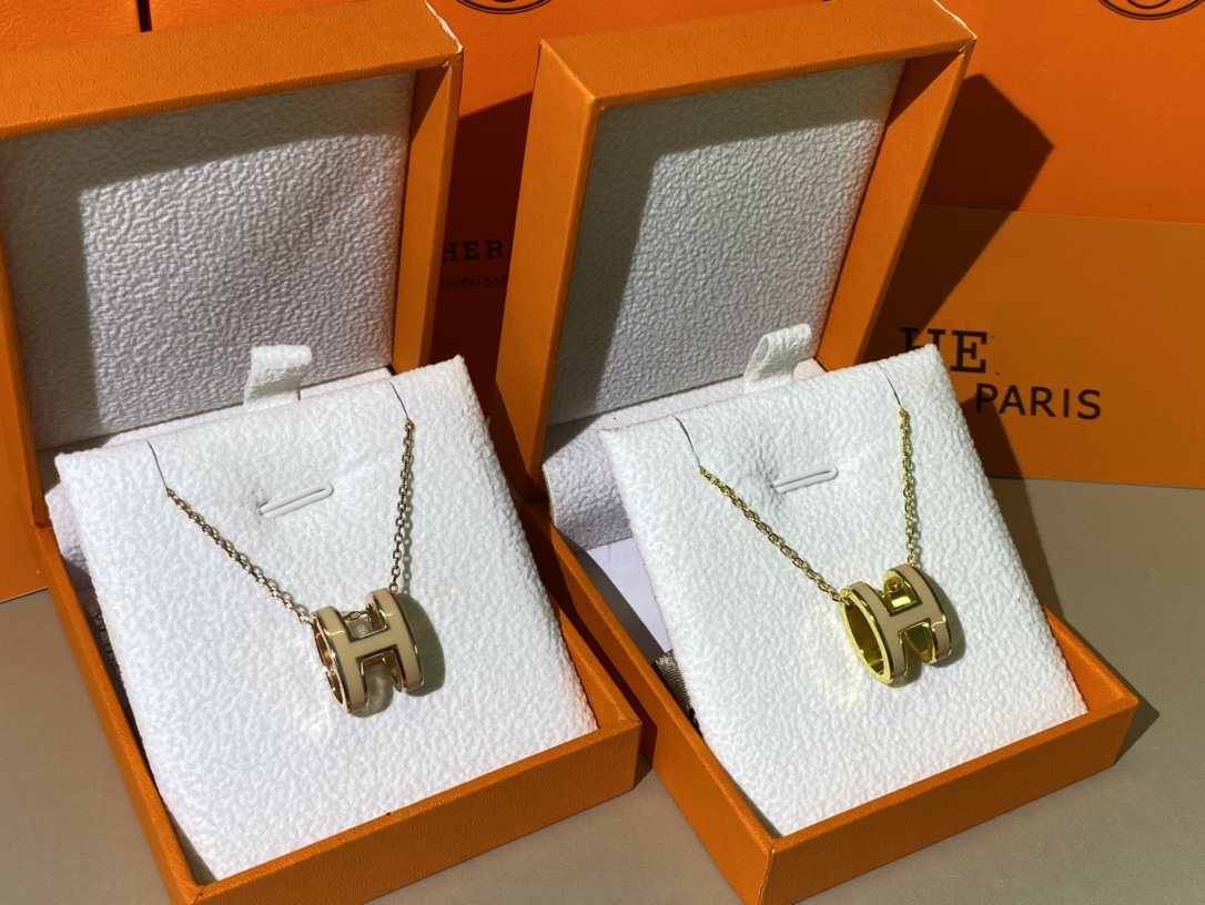 [✨Rose💎]HM CLIC YELLOW ENAMEL GOLD NECKLACE