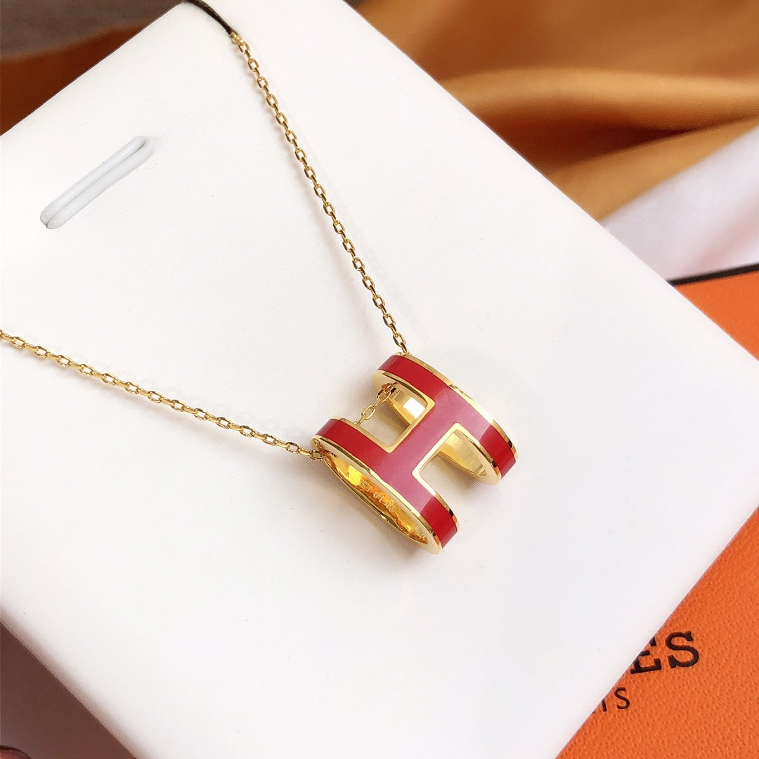 [✨Rose💎]HM CLIC RED ENAMEL GOLD NECKLACE