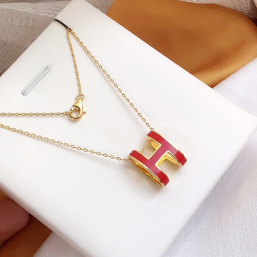 [✨Rose💎]HM CLIC RED ENAMEL GOLD NECKLACE