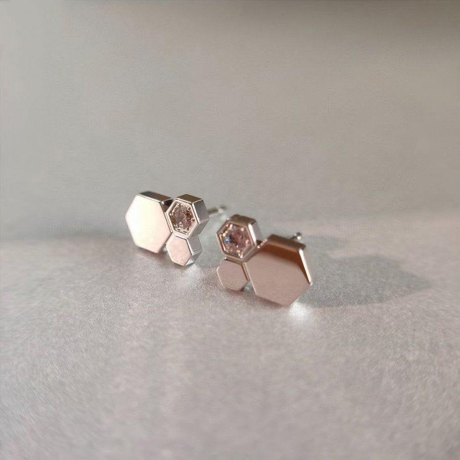 [✨Rose💎]BEE LOVE SILVER DIAMOND EARRINGS