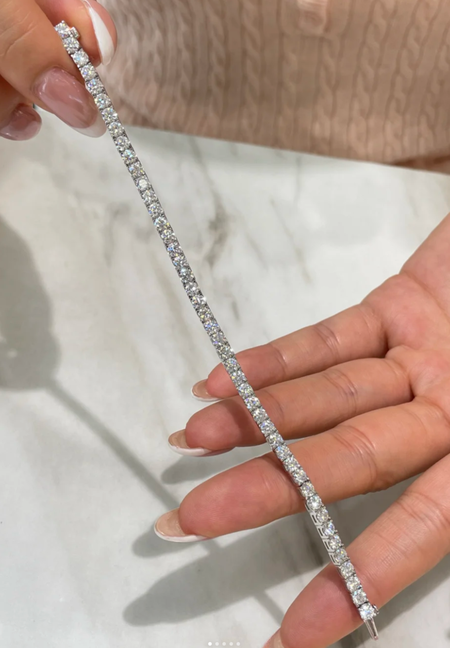 [✨Rose💎]  CLASSIC BASEBALL BRACELAT, 52 DIAMOND