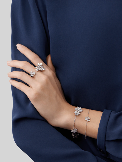 [✨Rose💎]FRIVOLE SILVER FLOWER DIAMOND BRACELET