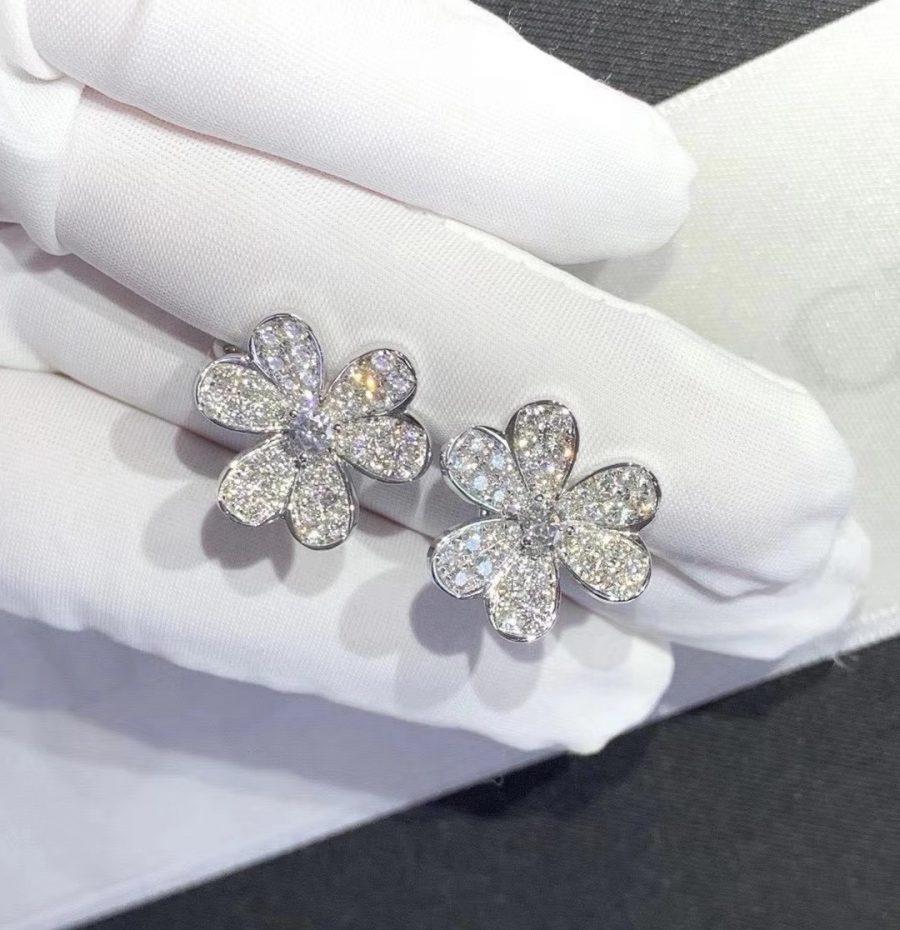 [✨Rose💎]FRIVOLE SILVER FLOWER DIAMOND EARRINGS