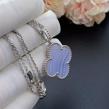[✨Rose💎]CLOVER SILVER CHALCEDONY BIG CLOVER NECKLACE