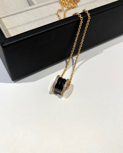 [✨Rose💎]ZERO 1 BLACK CERAMIC DIAMOND PINK GOLD NECKLACE